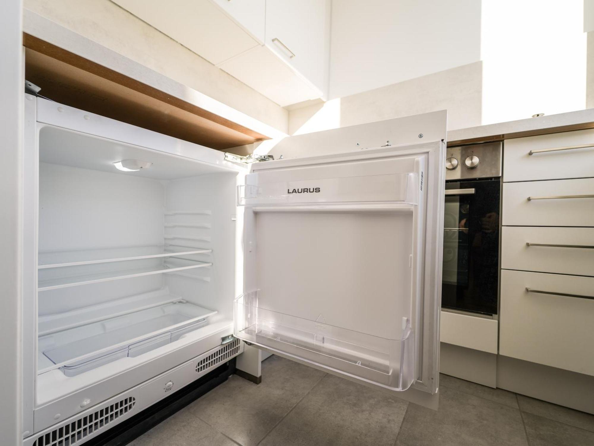 Spacious Apartments With View & Free Parking Wiener Neustadt Exterior foto