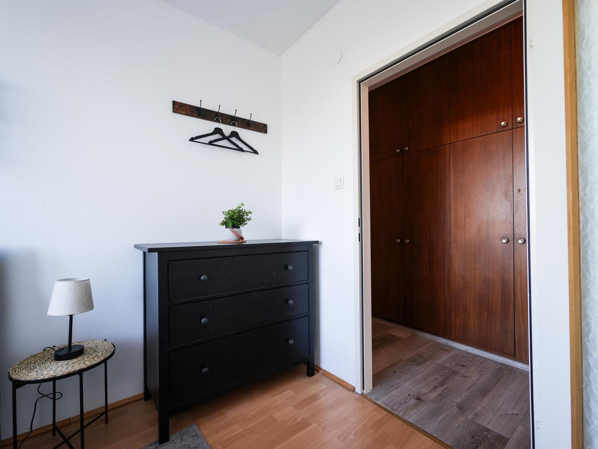 Spacious Apartments With View & Free Parking Wiener Neustadt Exterior foto