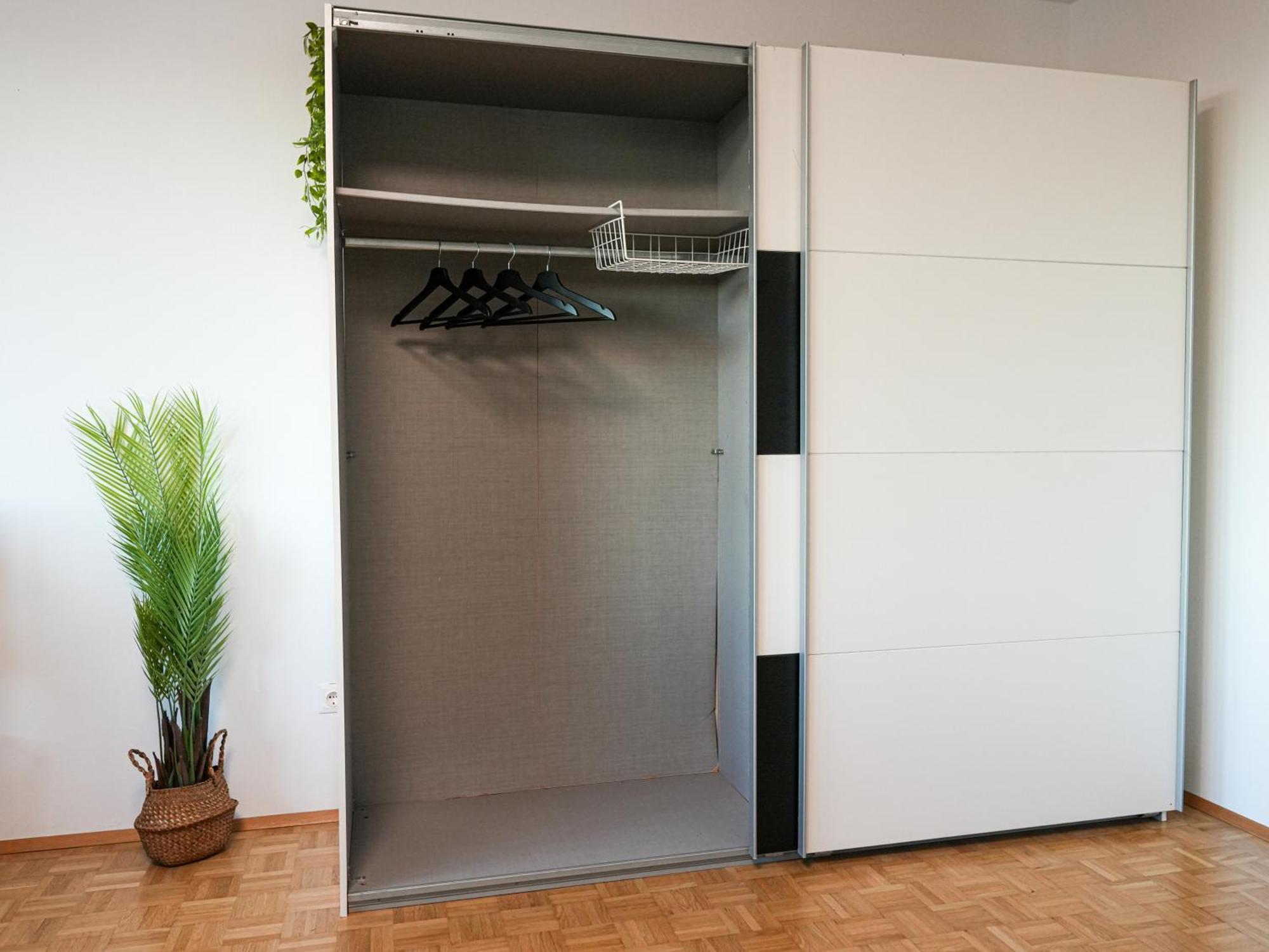 Spacious Apartments With View & Free Parking Wiener Neustadt Exterior foto