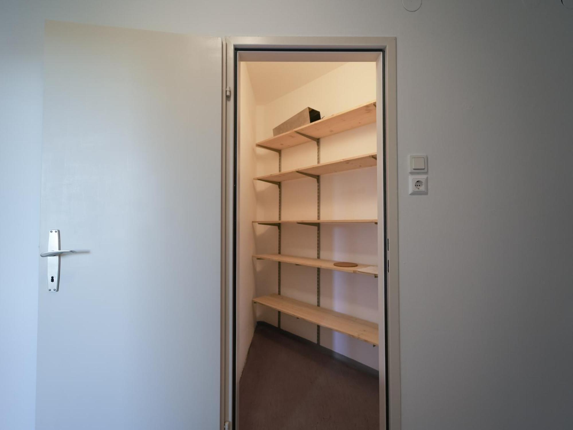 Spacious Apartments With View & Free Parking Wiener Neustadt Exterior foto